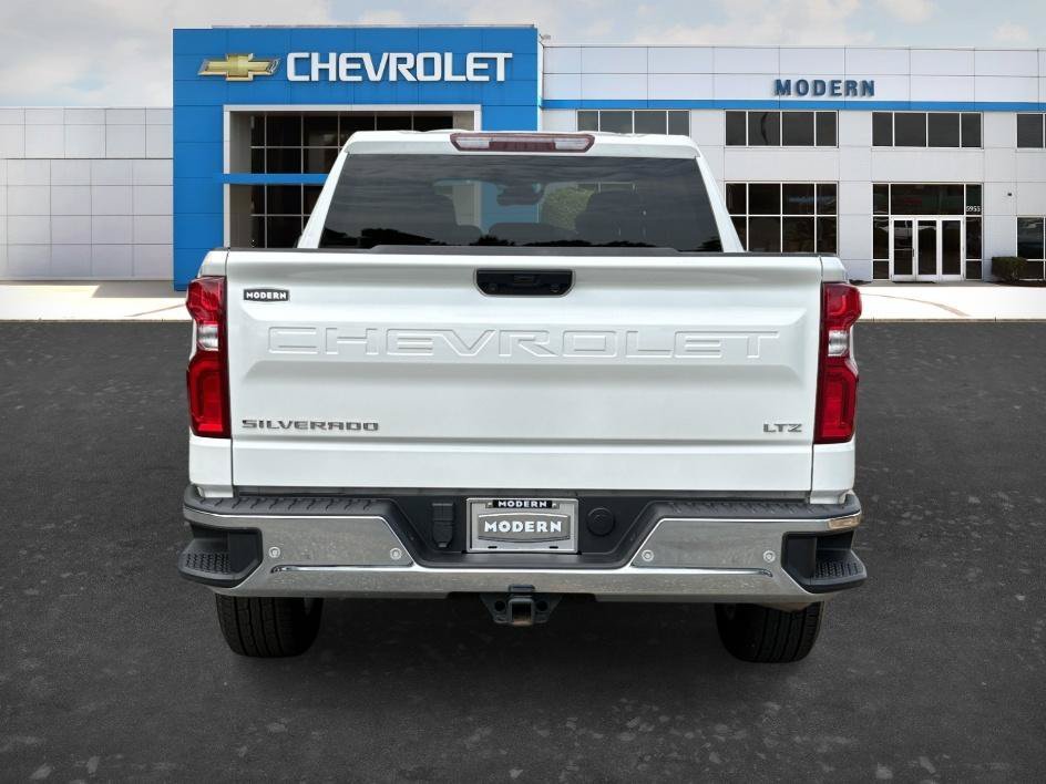 Used 2024 Iridescent Pearl Tricoat Chevrolet LTZ image 4
