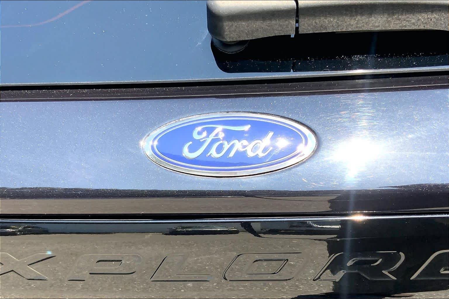 Certified Used 2020 Agate Black Ford ST image 33