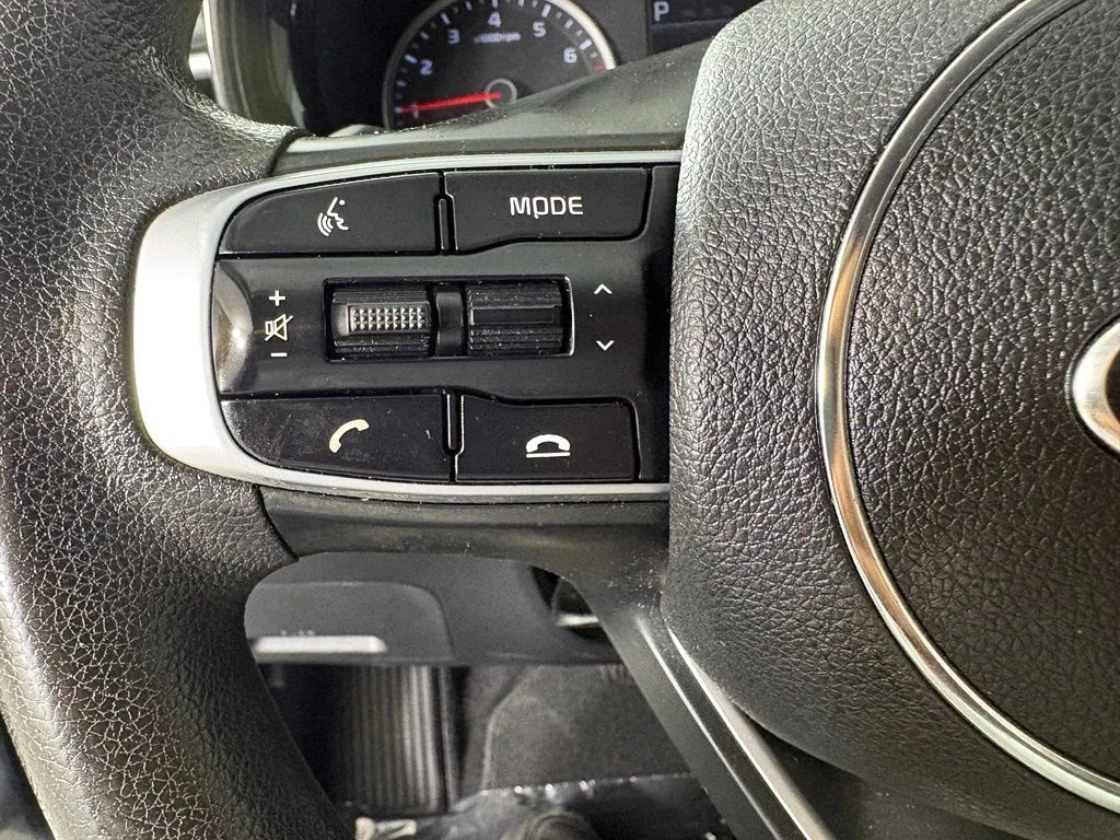 Used 2021 Gray Kia LXS image 22