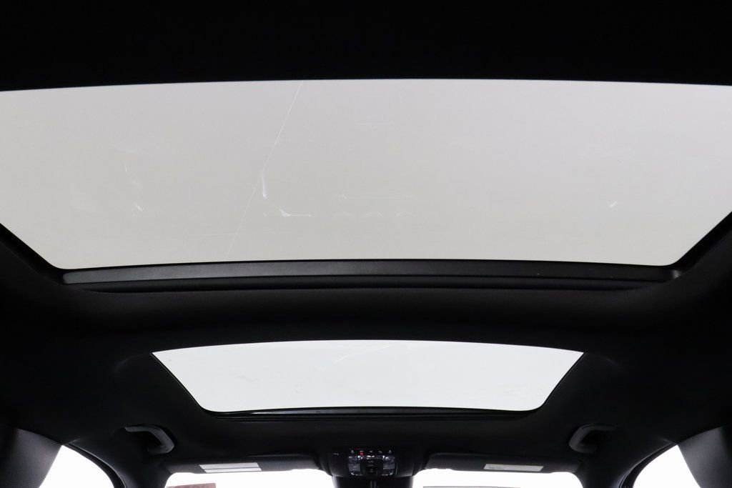 2025 Mercedes-Benz GLB Base - Photo 26