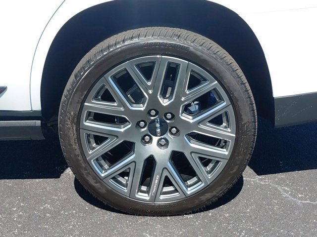 New 2026 Glacier White Tricoat GMC Denali Ultimate image 13