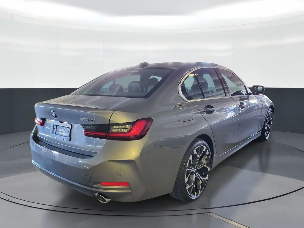 New 2026 Skyscraper Grey Metallic BMW 330i image 3