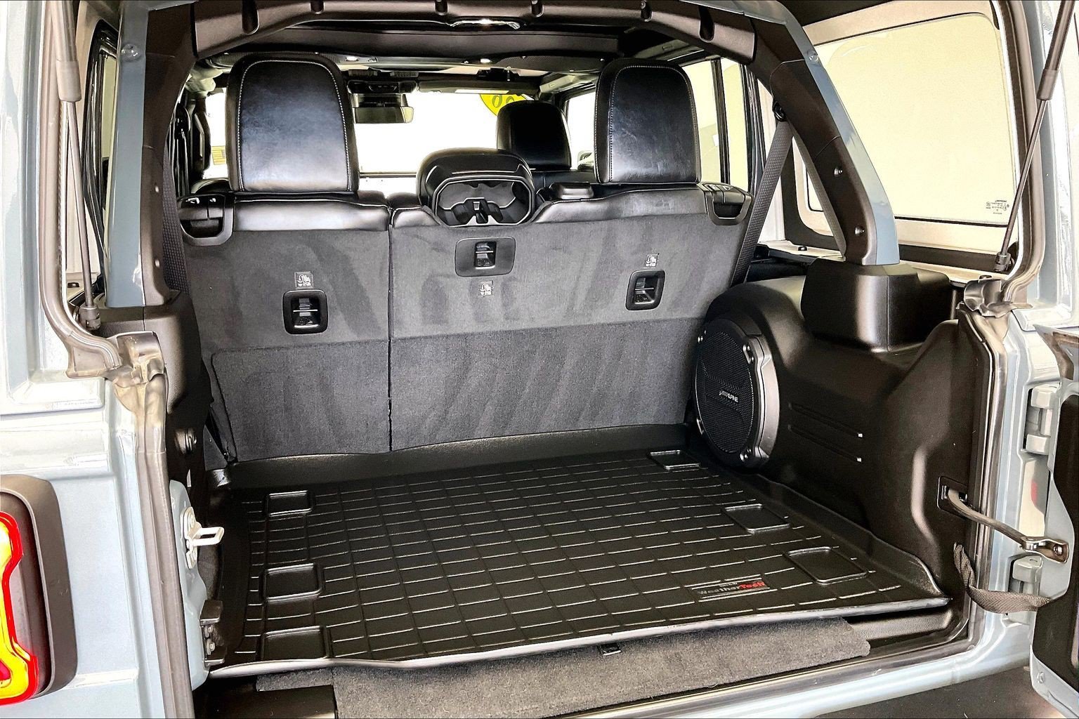 Used 2026 Anvil Clearcoat Jeep Rubicon X image 27
