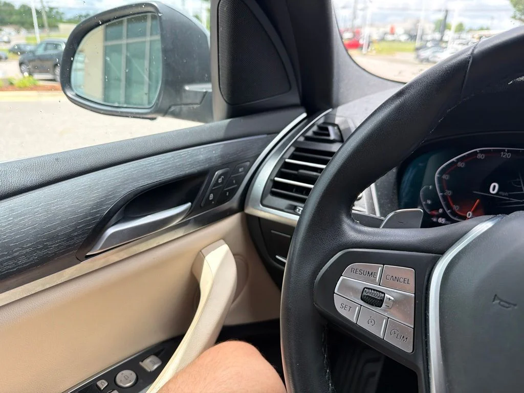 Used 2023 Skyscraper Grey Metallic BMW sDrive30i image 20