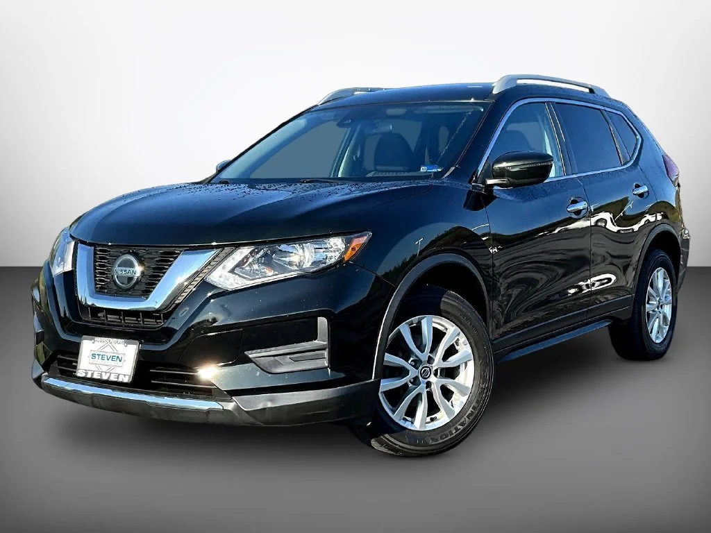 Used 2020 Midnight Pine Metallic Nissan SV image 3