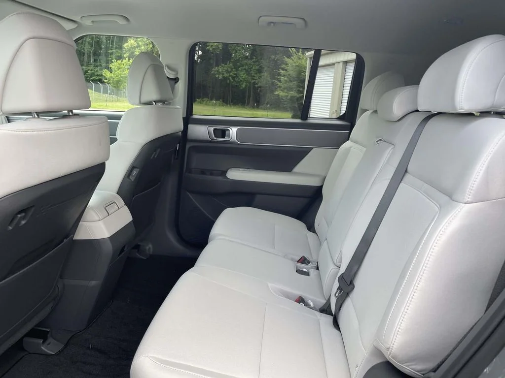 New 2026 Gray Hyundai SE image 12