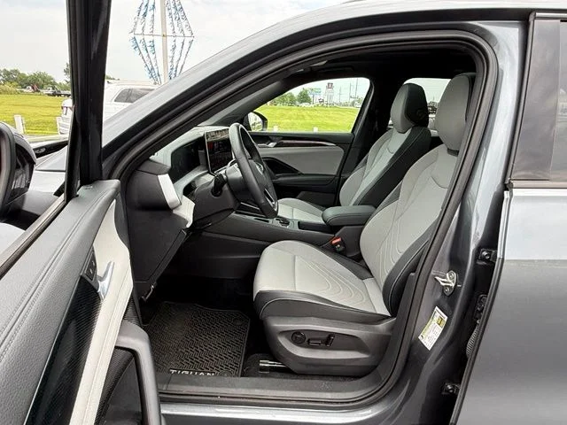 Certified Used 2026 Gray Volkswagen 2.0T SE R-Line Black image 13
