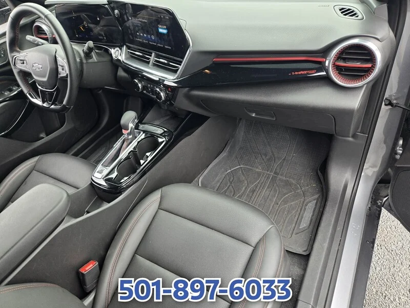 Used 2025 SILVER CHEVROLET FWD 4DR 2RS image 18