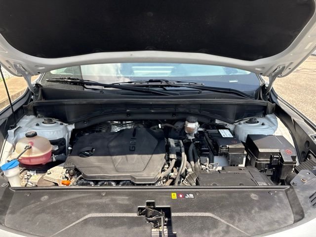 Used 2022 Sparkling Silver Kia LX image 34
