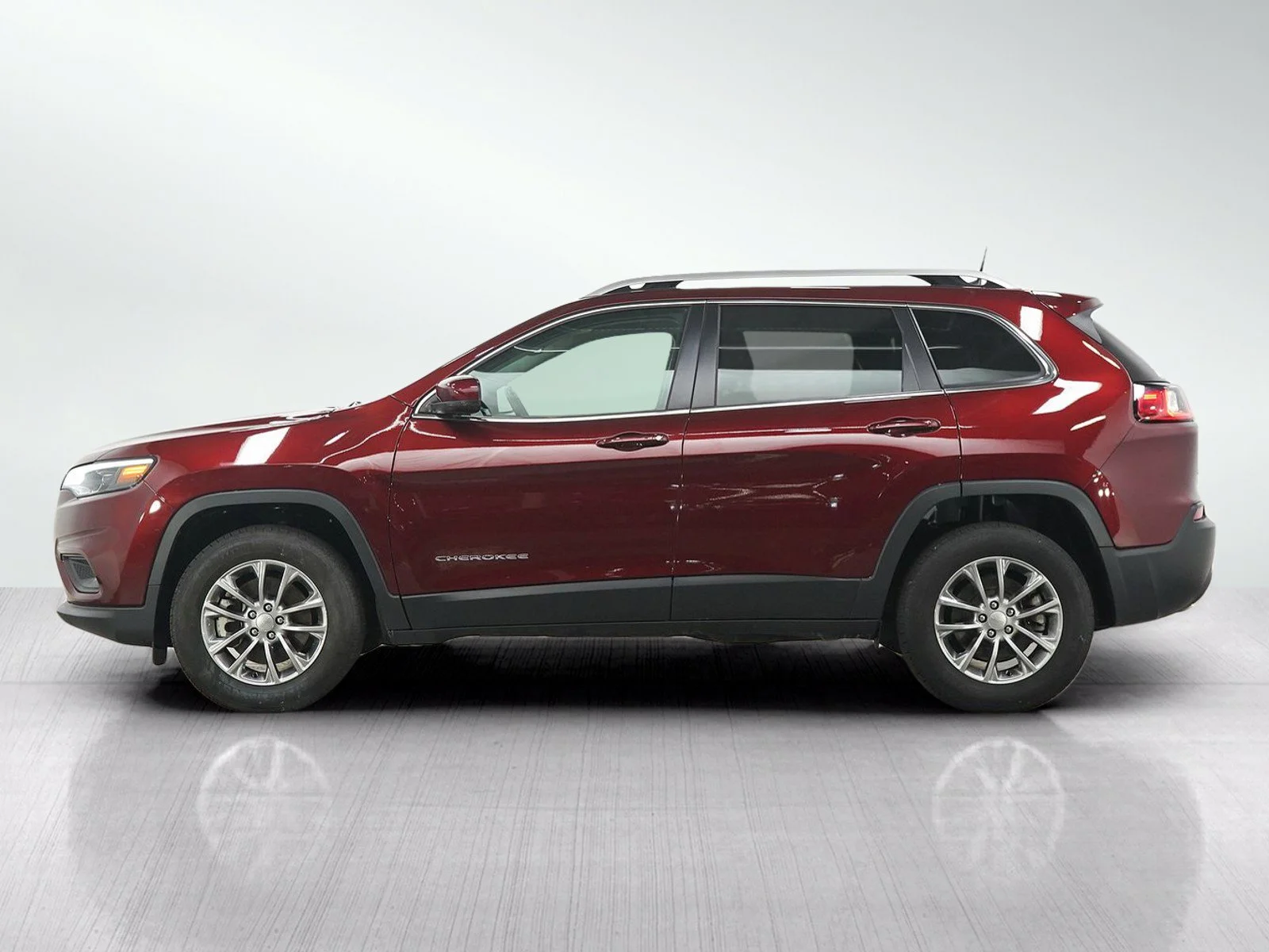 Used 2021 Jeep Cherokee Latitude Lux with VIN 1C4PJMMX4MD131182 for sale in Hopkins, Minnesota