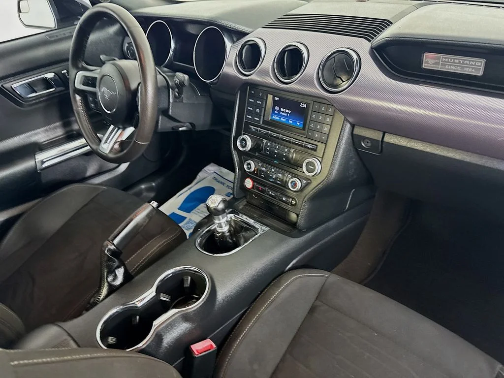 Used 2016 Shadow Black Ford GT image 33