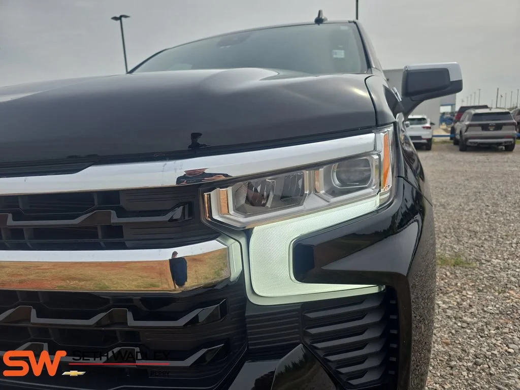 Used 2024 Black Chevrolet LT image 32