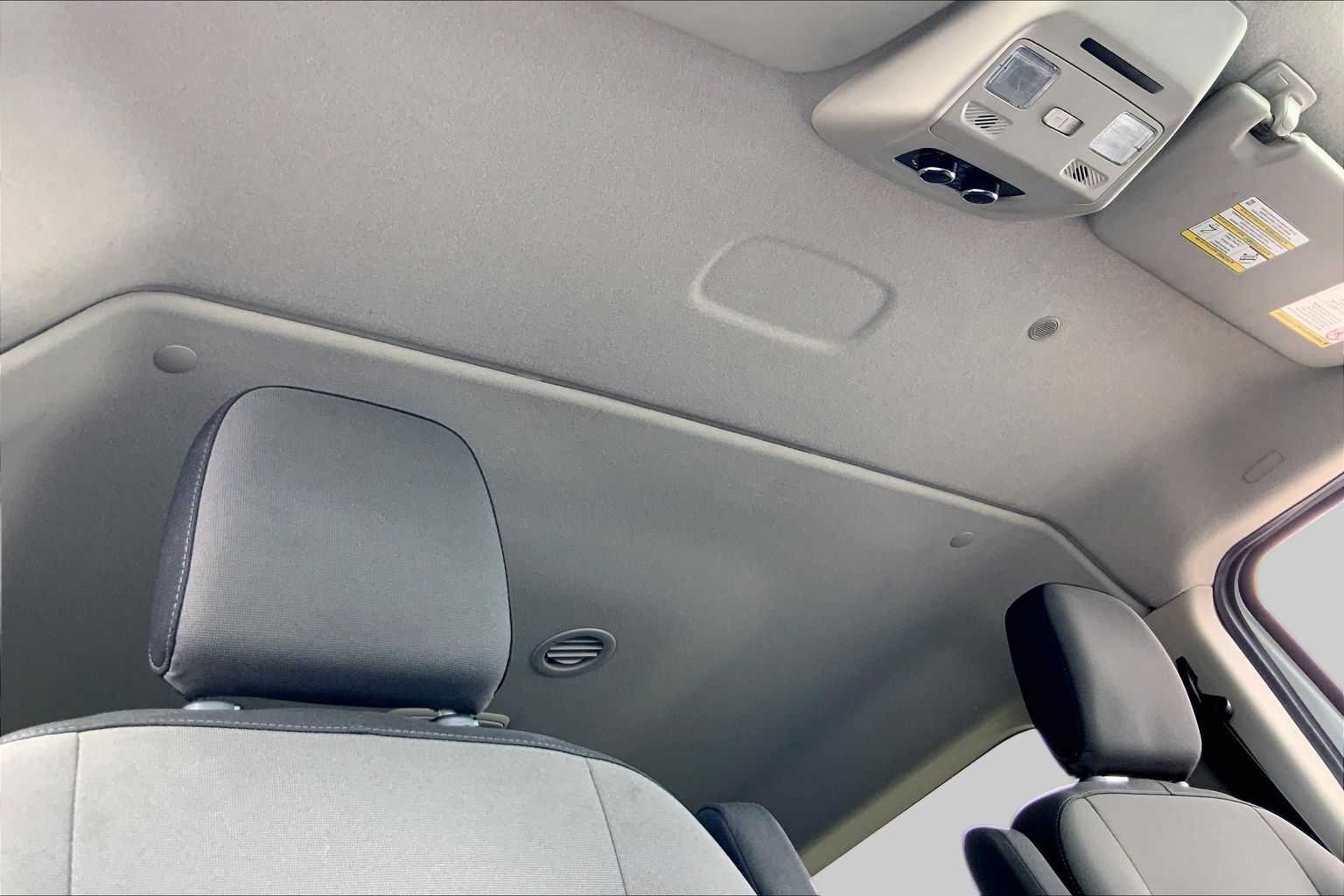 Certified Used 2025 Oxford White Ford XLT image 14