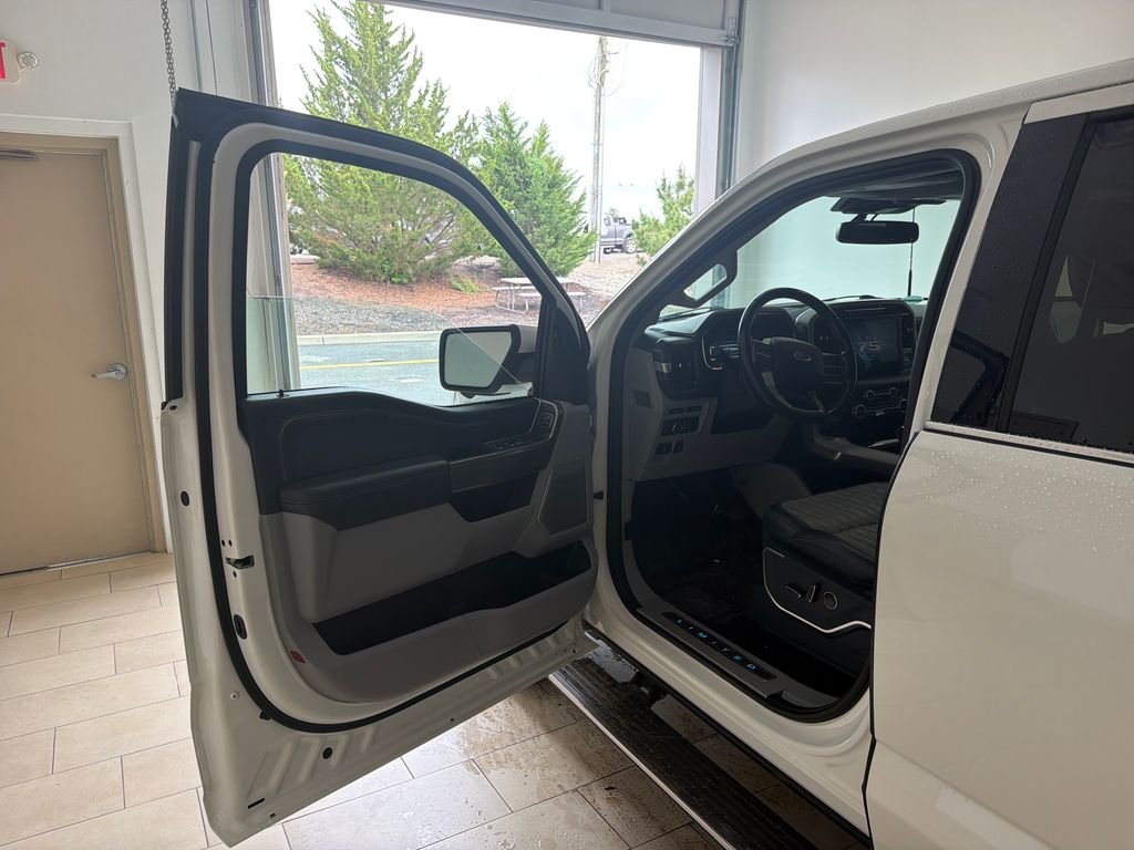 Used 2023 White Metallic Ford Limited image 10