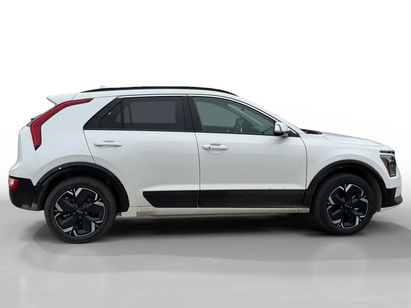 New 2026 Snow White Pearl Kia WIND image 6