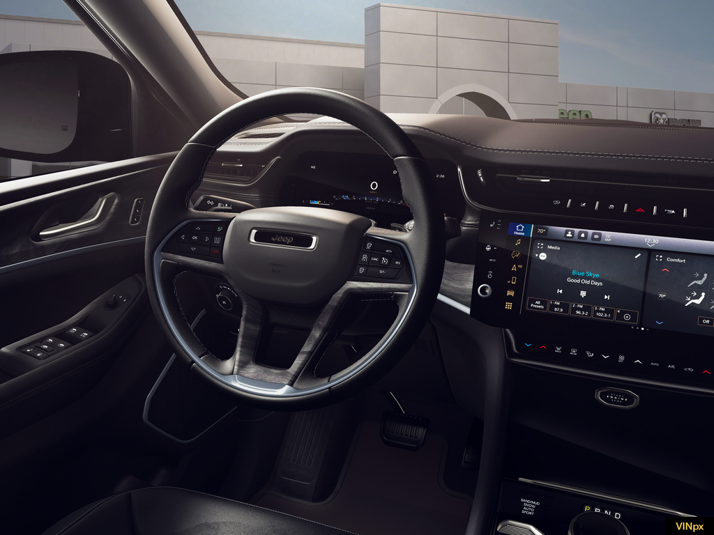 New 2026 Bright White Clear-Coat Exterior Paint Jeep Limited image 20