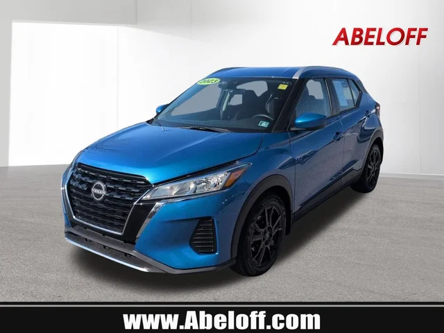 2023 Nissan Kicks SV