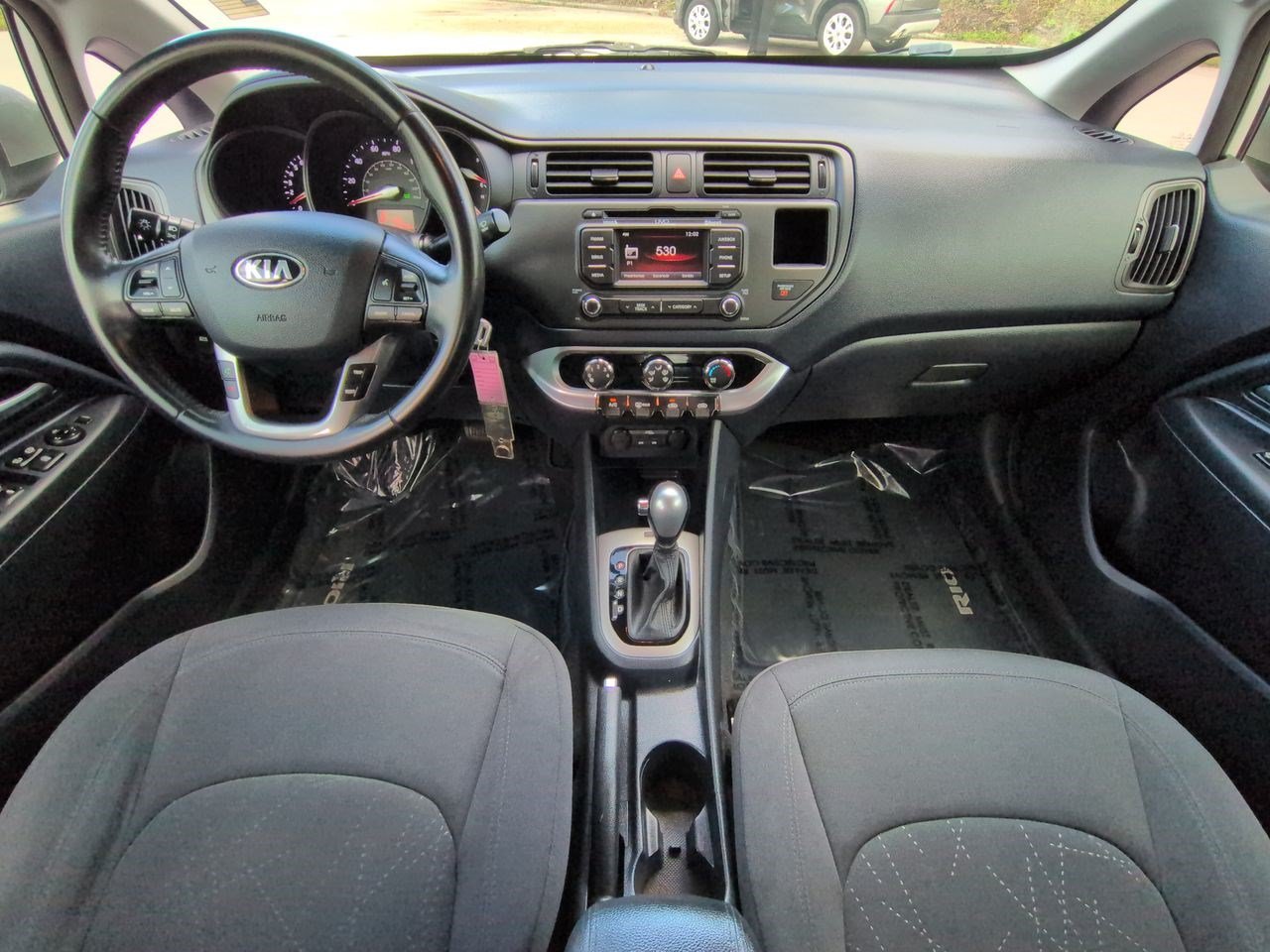 Used 2014 Bright Silver Kia EX image 3