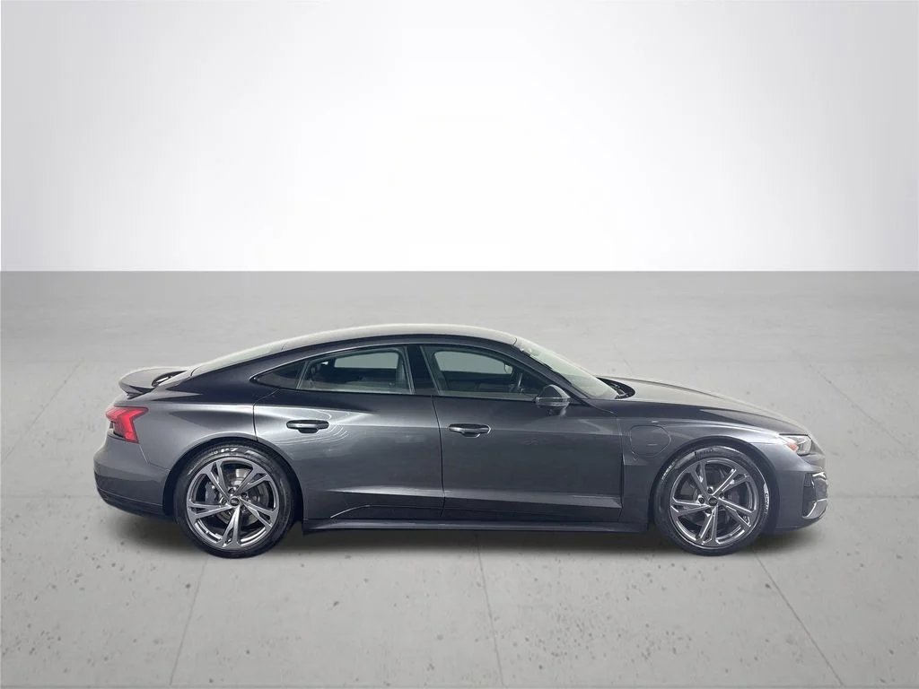 Used 2024 Gray Audi Premium Plus image 5