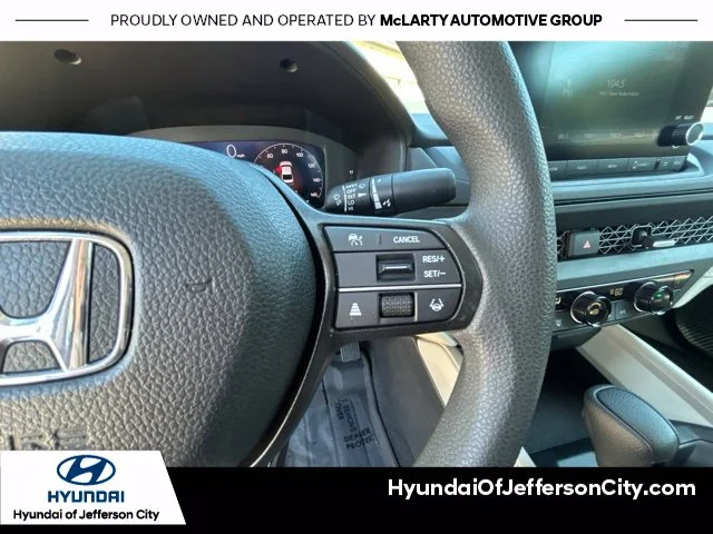 Used 2024 White Honda EX image 26