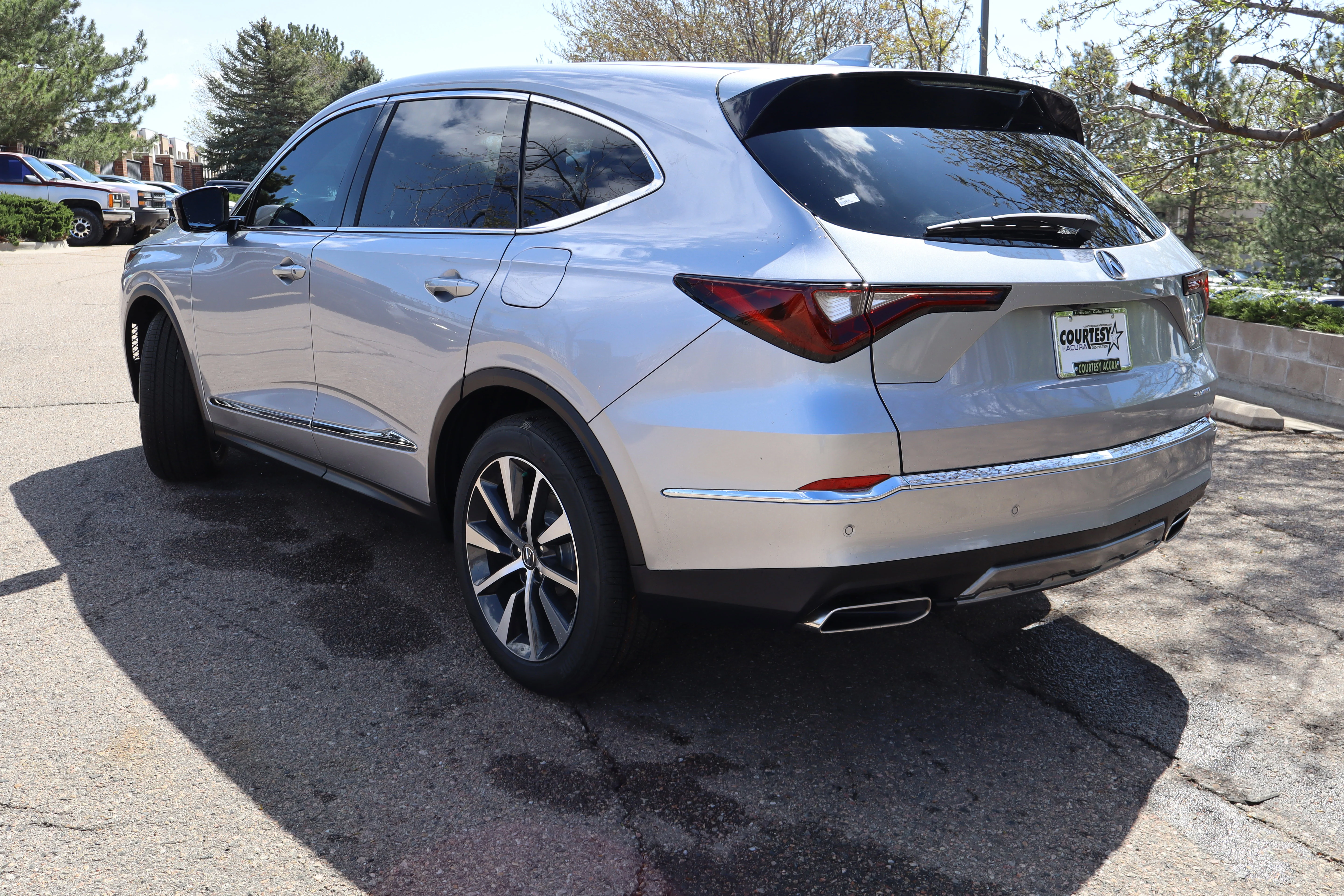 New 2026 Solar Silver Metallic Acura w/Technology Package image 4