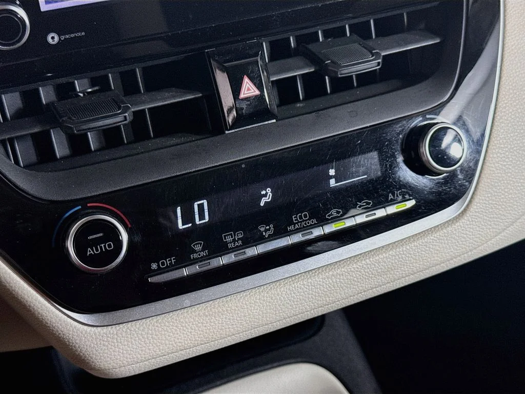 Used 2021 Blueprint Toyota LE image 15