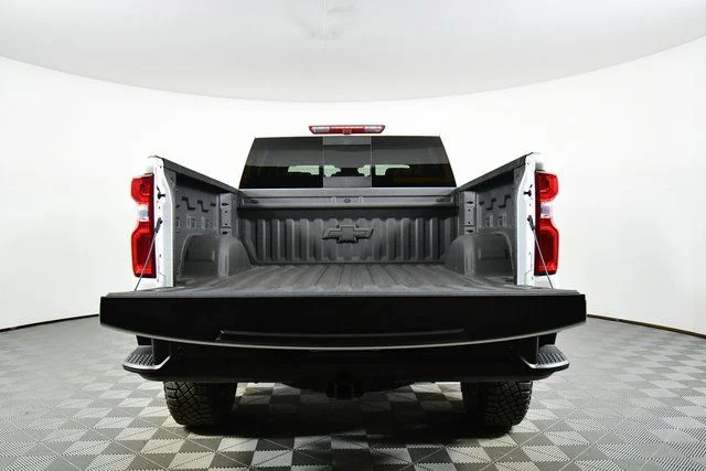 2025 Chevrolet Silverado 1500 ZR2 - Photo 26