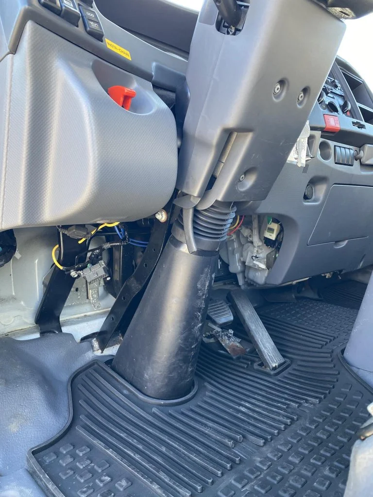 Used 2019  Isuzu Rollback image 11