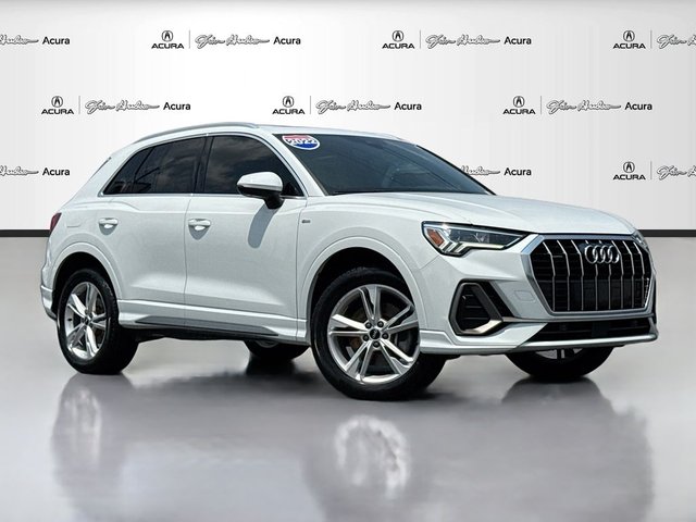 2022 Audi Q3 Premium Plus