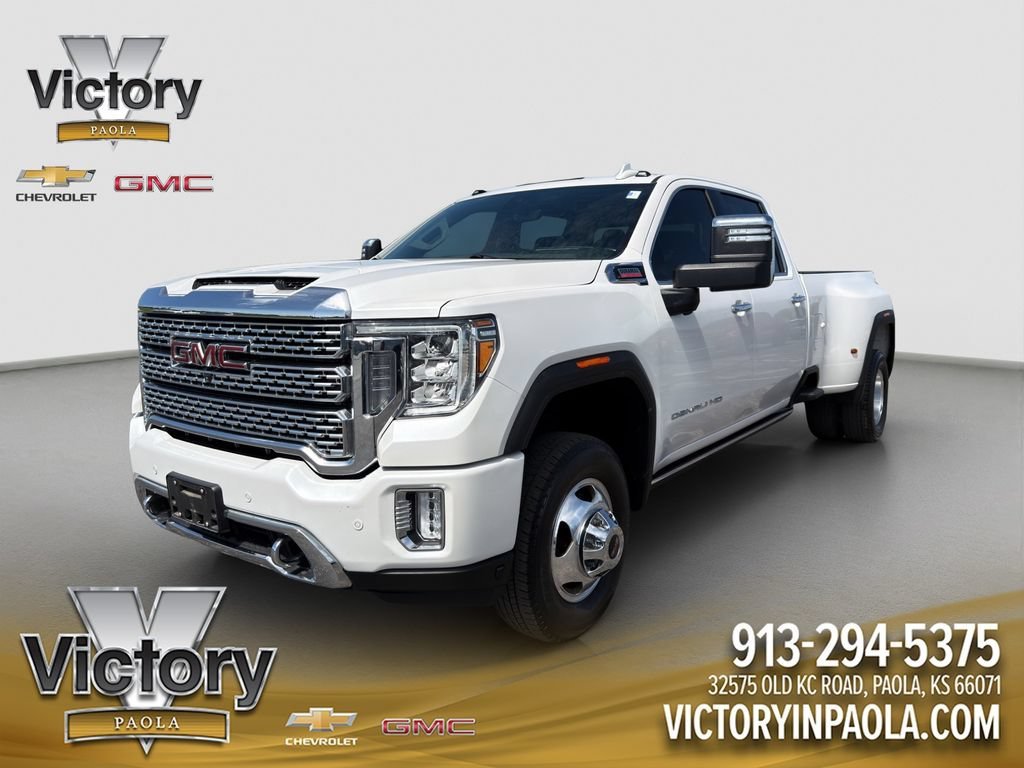 2023 GMC Sierra 4WD Crew Cab Long Box DRW Denali's photo