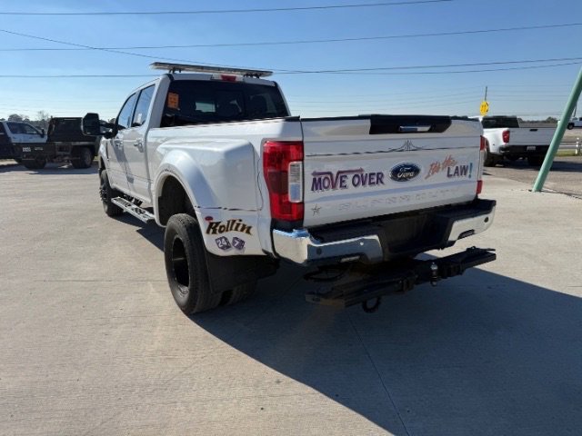 Used 2017 White Ford Lariat image 3
