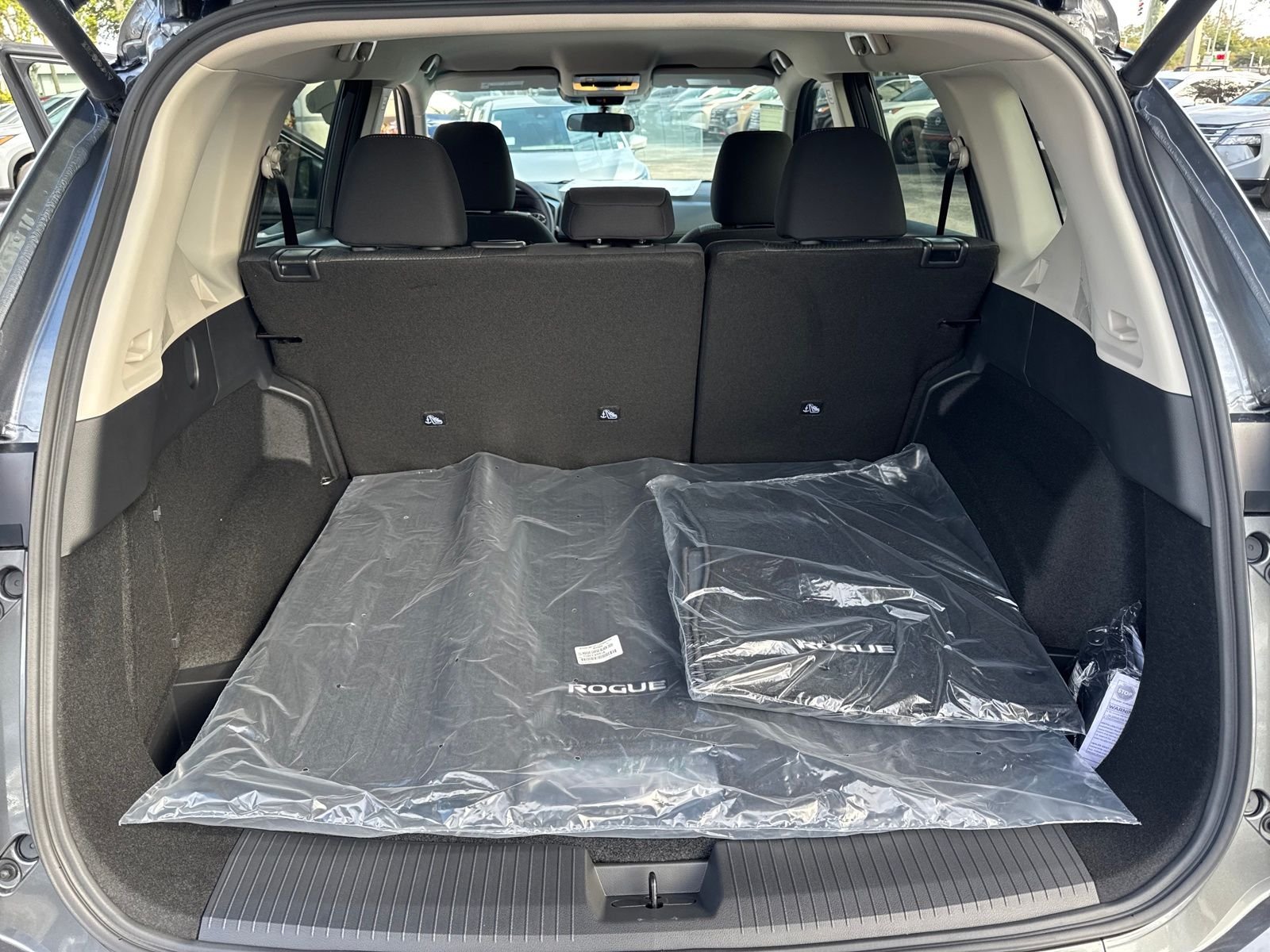 New 2026 Nissan Rogue SV 4D Sport Utility