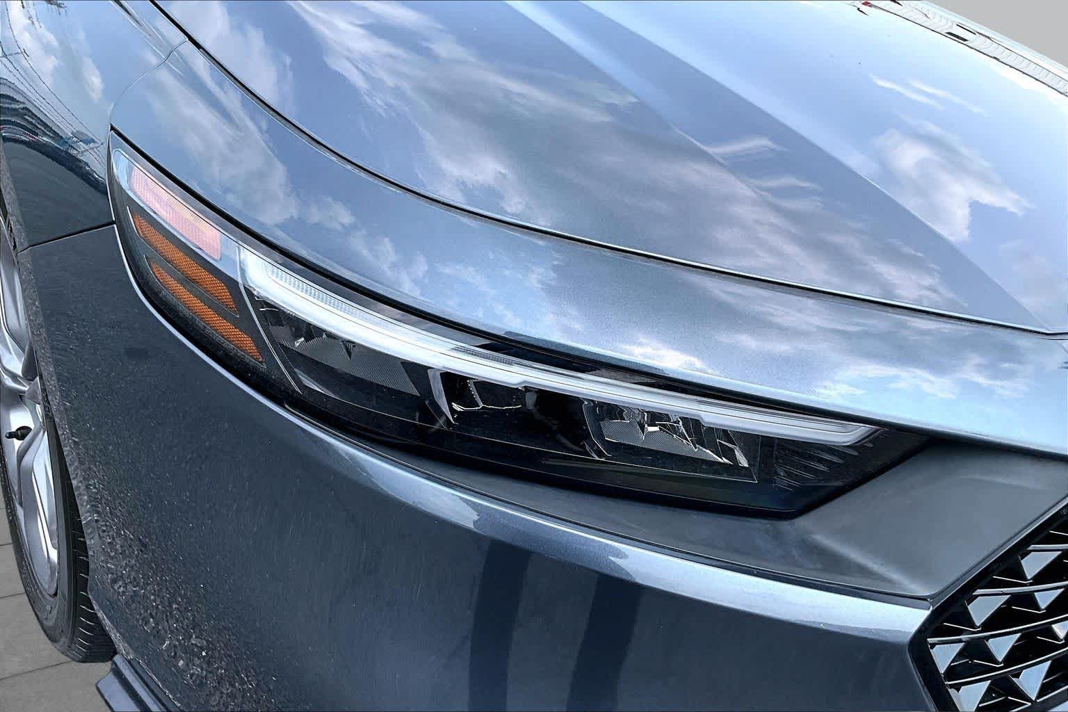Used 2024 Meteorite Gray Metallic Honda EX image 27