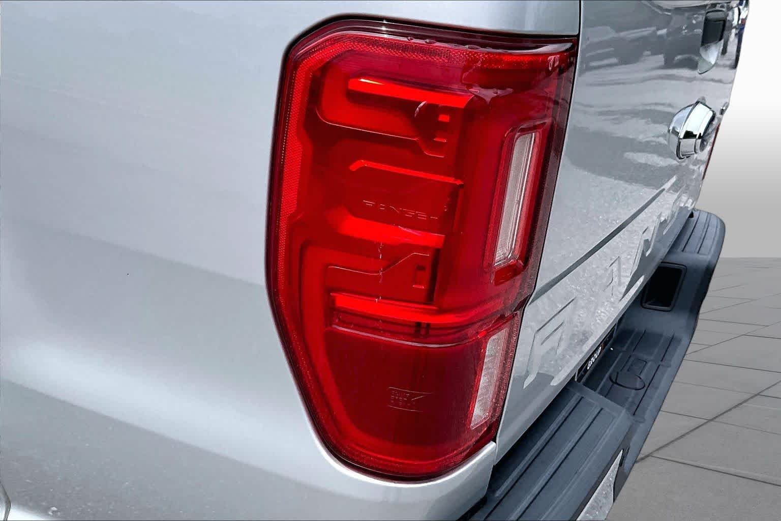 Used 2019 Ingot Silver Metallic Ford XLT image 28