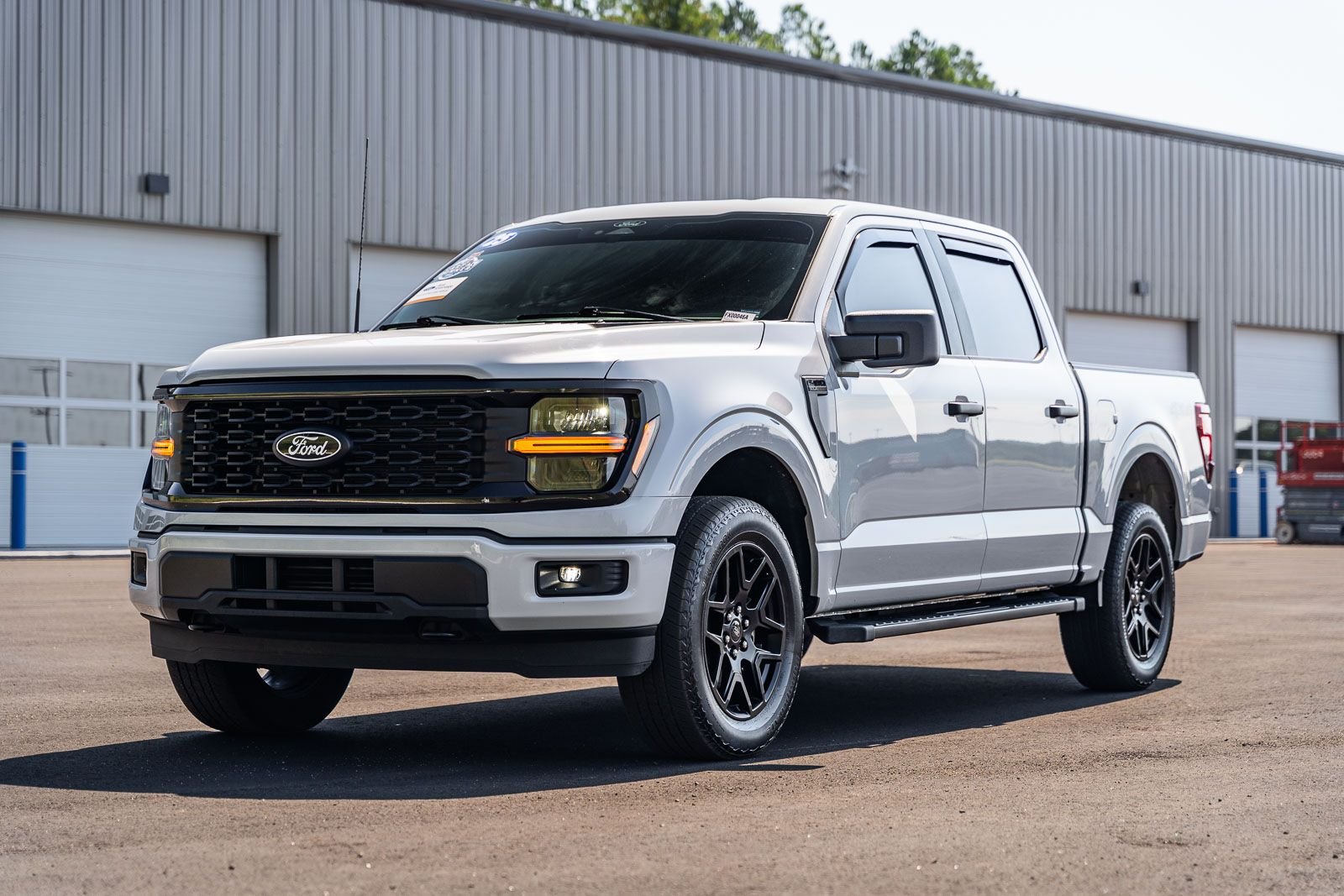 Certified Used 2025 Space White Metallic Ford STX image 4