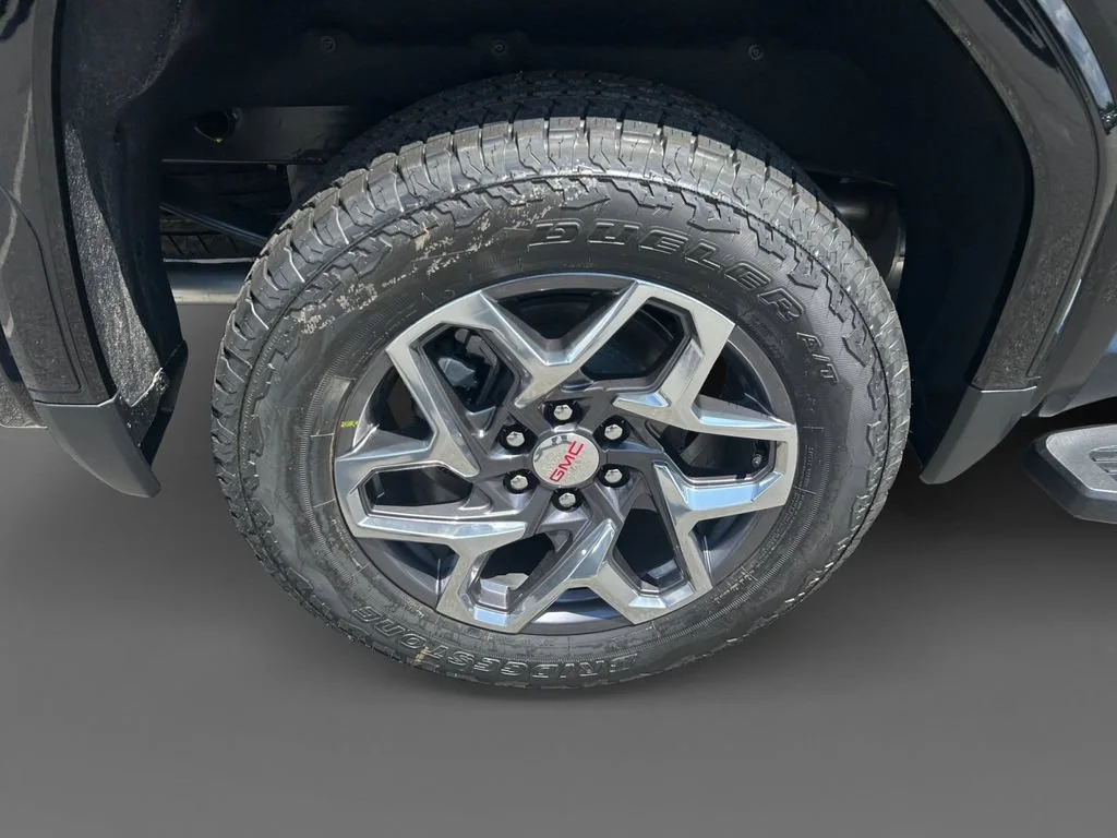 New 2026 Onyx Black GMC SLT image 10