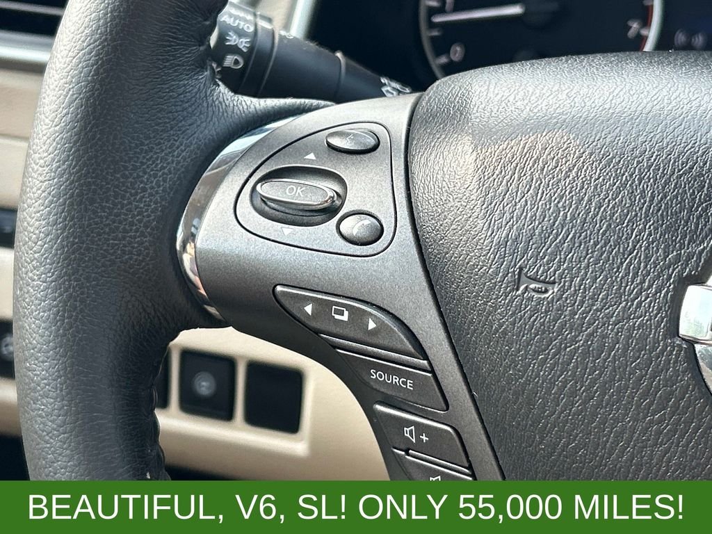 Used 2020 Blue Nissan SL image 24