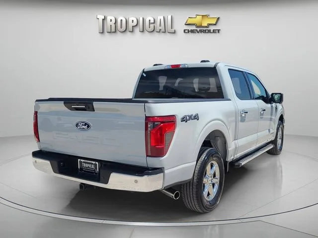 Used 2024 White Ford XLT image 3