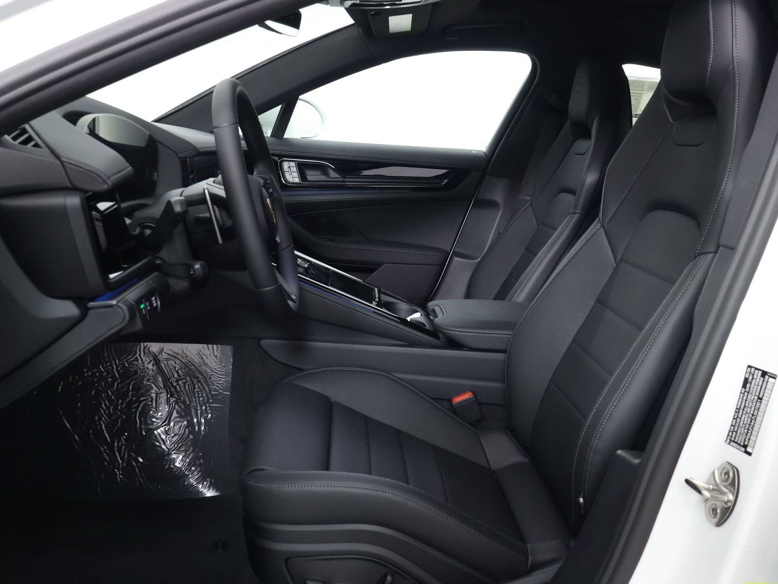 New 2026 White Porsche RWD image 5