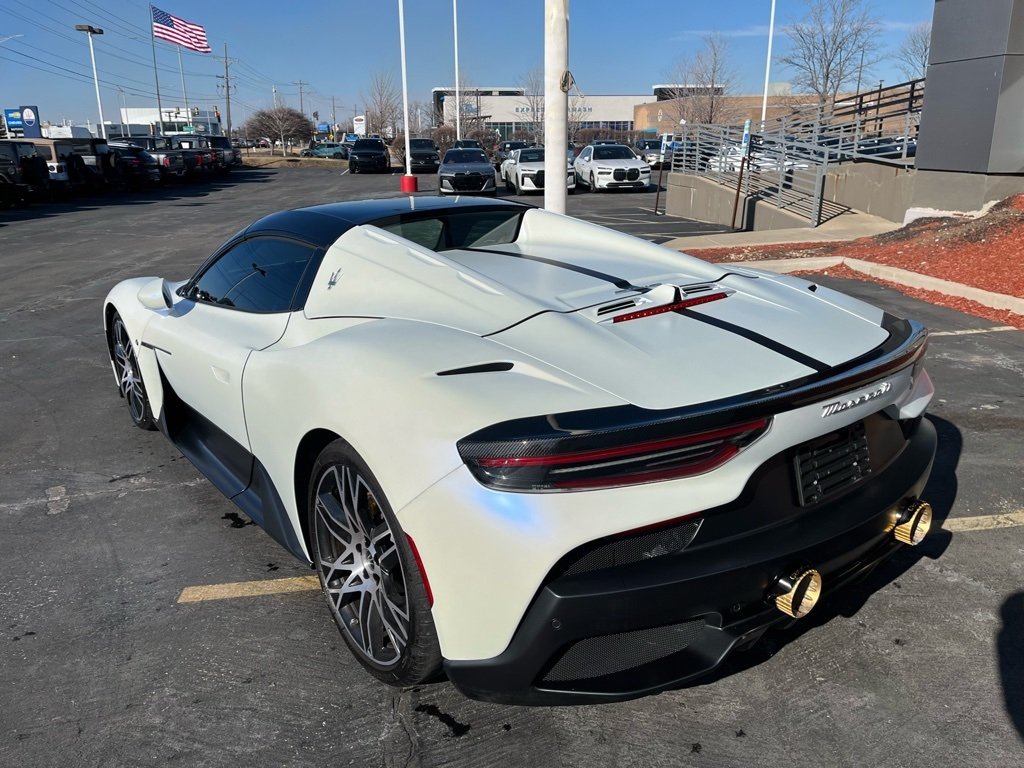 2023 MASERATI MC20 - Image 3