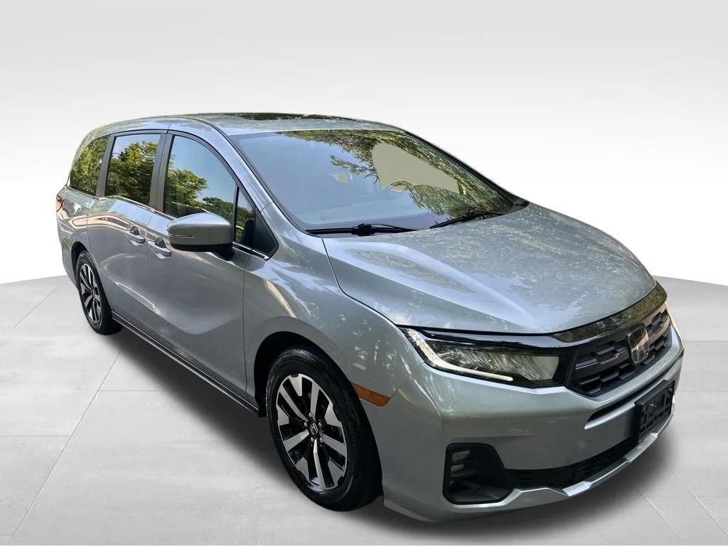Used 2025 Black Honda EX-L image 7