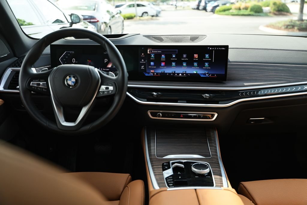 Used 2024 Manhattan Green Metallic BMW xDrive40i image 27