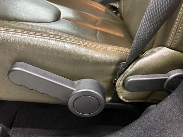 Used 2016 Gray Jeep Unlimited Sahara image 13