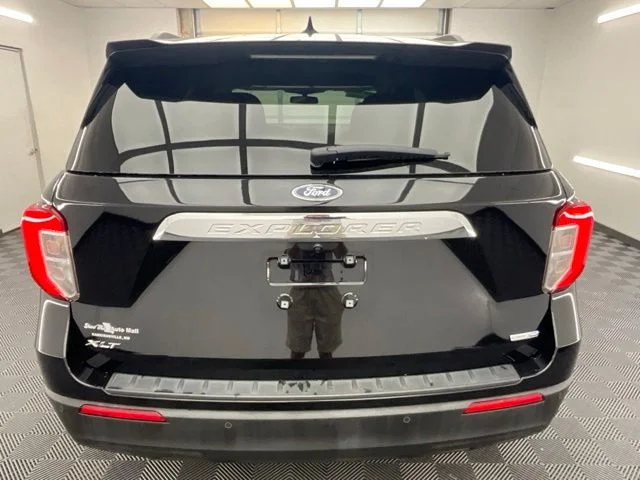 Used 2020 Black Ford XLT image 23