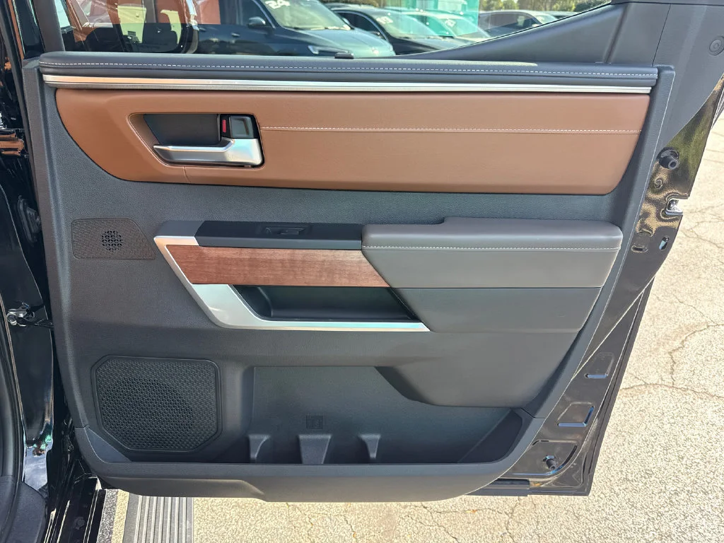 2025 Toyota Tundra 1794 Edition - Photo 31
