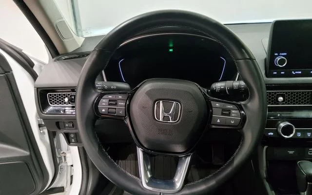 Used 2023 Silver Honda EX-L image 23