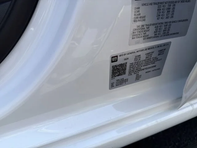 New 2026 Summit White GMC Pro image 32