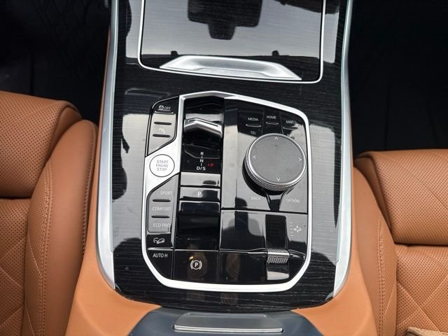 Used 2023 Black Sapphire Metallic BMW xDrive40i image 20