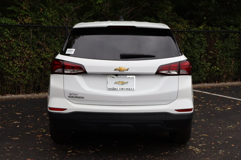 2024 Chevrolet Equinox LS - Photo 8