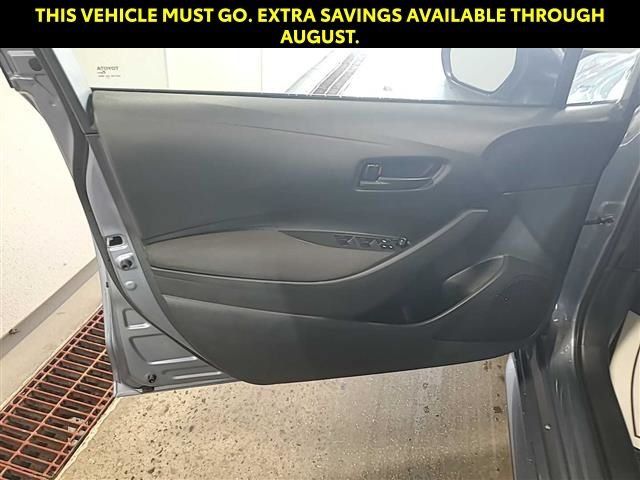 Used 2025 Gray Toyota LE image 4